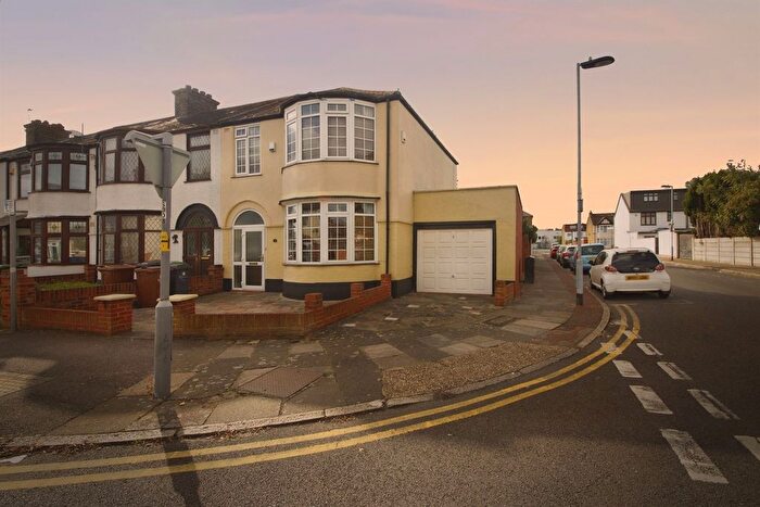 3 Bedroom End Terrace House For Sale In Shirley Gardens, Barking, IG11