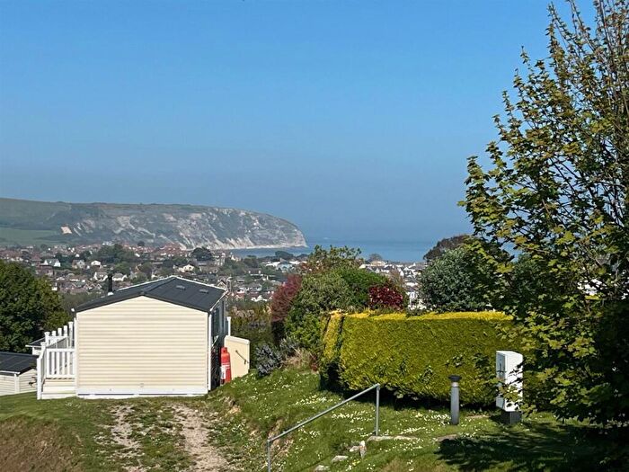 2 Bedroom Mobile Home For Sale In Swanage Coastal Park, Priests Road, Swanage, Dorset, BH19 - Photo 2