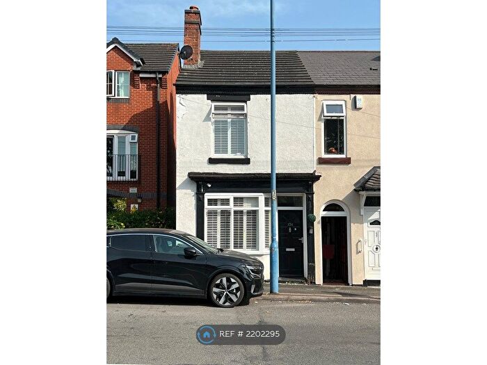 3 Bedroom End Of Terrace House To Rent In Toll End Road, Tipton, DY4