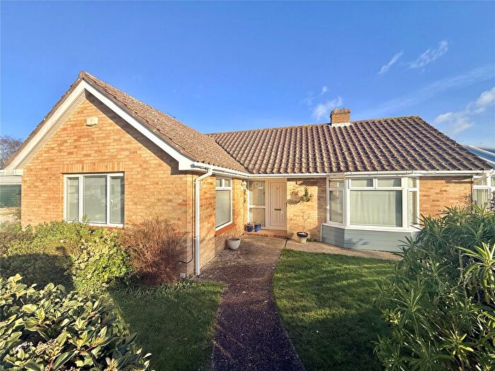 3 Bedroom Bungalow For Sale In Garden Close, Hayling Island, Hampshire, PO11
