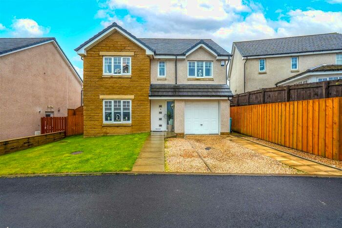 4 Bedroom Detached House For Sale In Curriefield View, Cleland, Motherwell, ML1