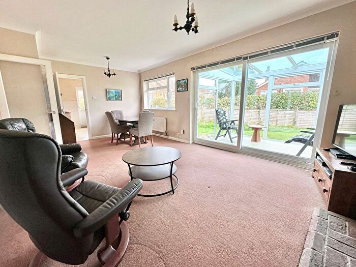 2 Bedroom Detached Bungalow For Sale In Findon Close, Bexhill-On-Sea, TN39