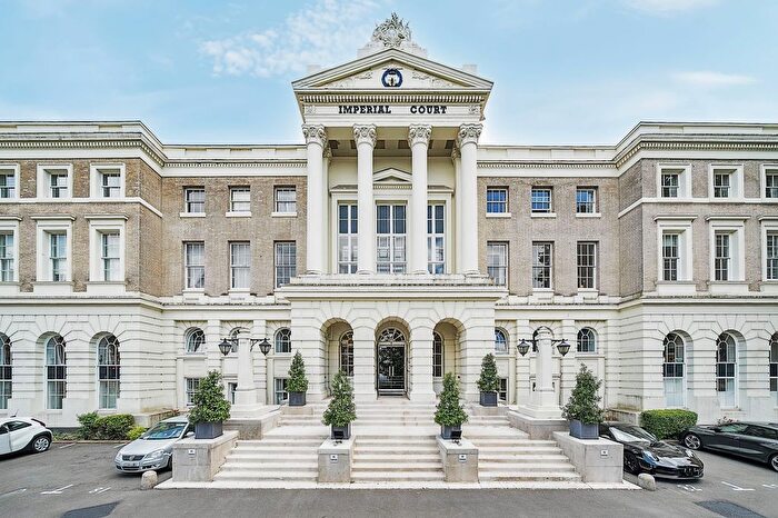 1 Bedroom Flat To Rent In Kennington Lane, Imperial Court, SE11