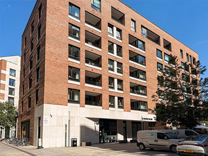 3 Bedroom Apartment For Sale In Cremer Street, Hoxton, E2
