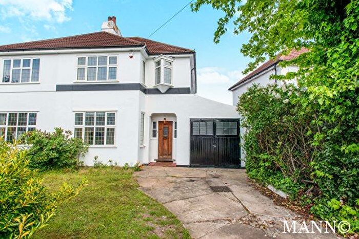 3 Bedroom Property To Rent In The Drive, Bexley, DA5