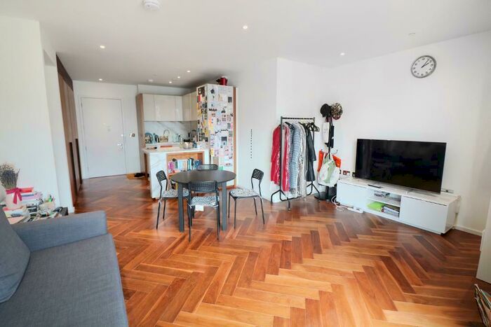 1 Bedroom Flat To Rent In Ambassador Building, Embassy Gardens, Union Square, London, SW11