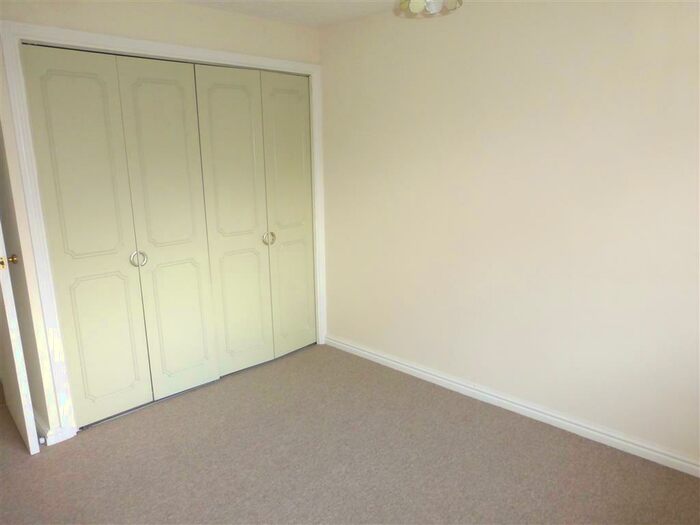 1 Bedroom Apartment To Rent In Crib Street, Ware, SG12