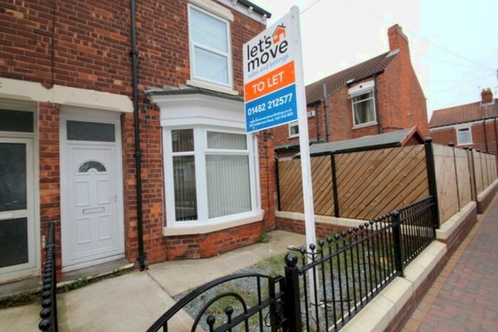 2 Bedroom Terraced House To Rent In Ivydene Villas, Estcourt St, Hull, HU9