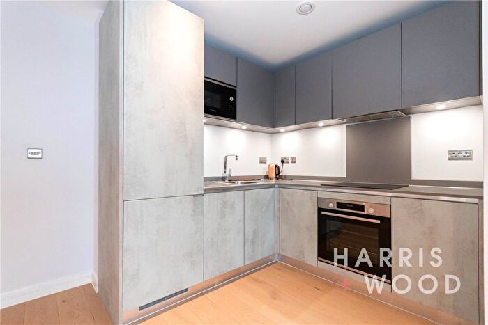 2 Bedroom Flat For Sale In Collingwood Road, Witham, Essex, CM8
