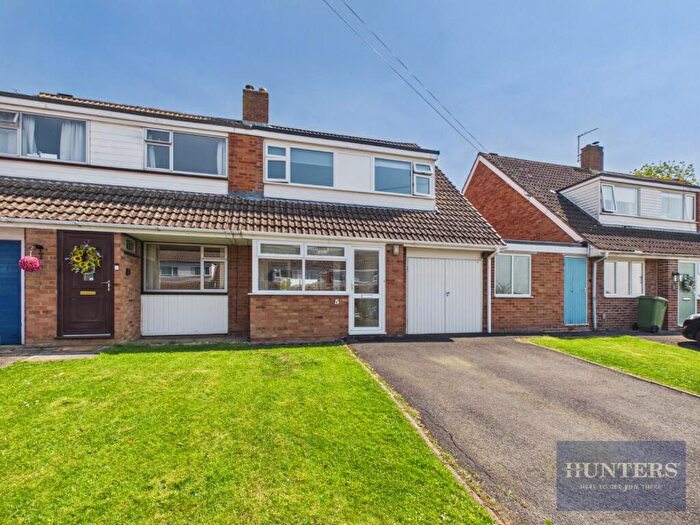 3 Bedroom House For Sale In Cheltenham, GL51