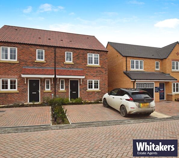 3 Bedroom Semi-Detached House To Rent In Arkwright Park, Kirk Ella, Hull, HU10