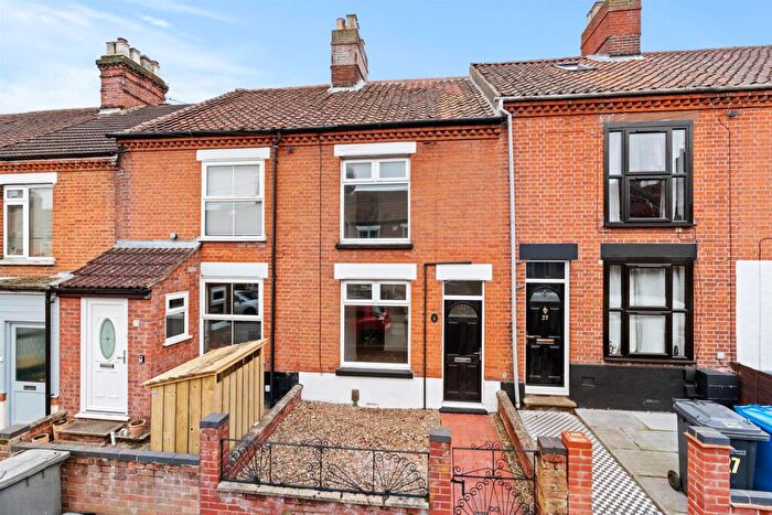 2 Bedroom Terraced House For Sale In Eade Road, Norwich, NR3