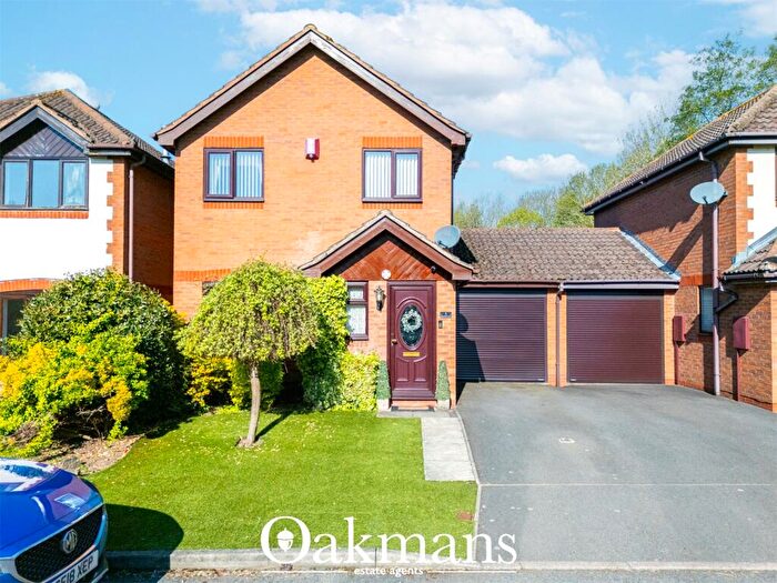 3 Bedroom Link Detached House For Sale In Birchwoods, Birmingham, B32