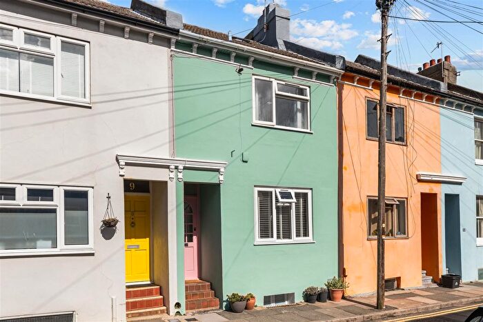 3 Bedroom Terraced House For Sale In Hendon Street, Brighton, BN2
