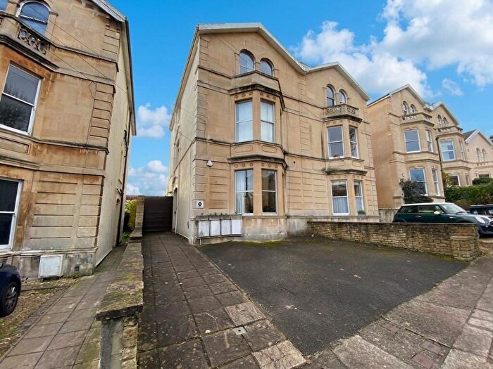2 Bedroom Property To Rent In Redland, West Shrubbery, BS6