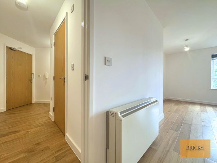 1 Bedroom Flat To Rent In Flat, Rothesay Road, Luton, LU1