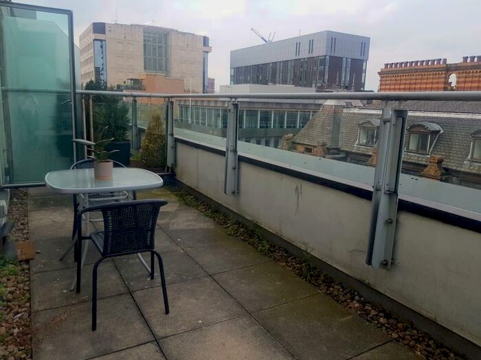 1 Bedroom Apartment To Rent In Park House Apartments, Park Row, LS1