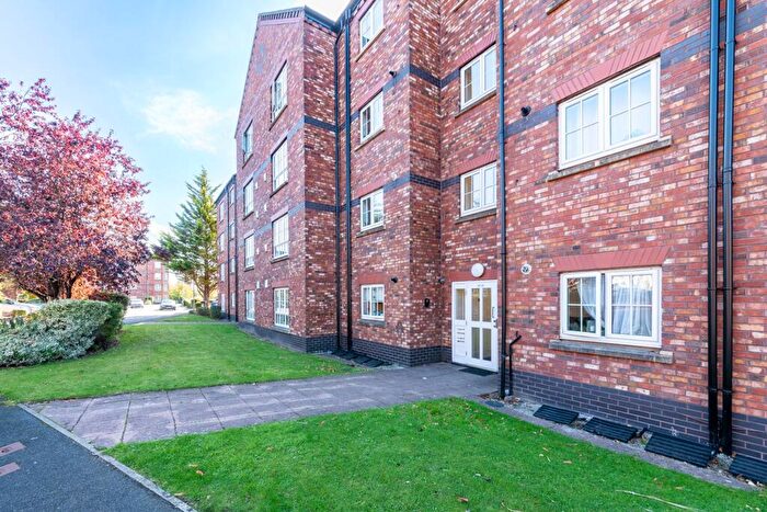 2 Bedroom Flat To Rent In Thomas Brassey Close, Chester, CH2