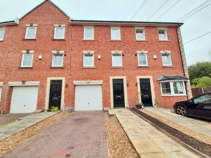 4 Bedroom House To Rent In Tramway Lane, Bamber Bridge, Preston, PR5