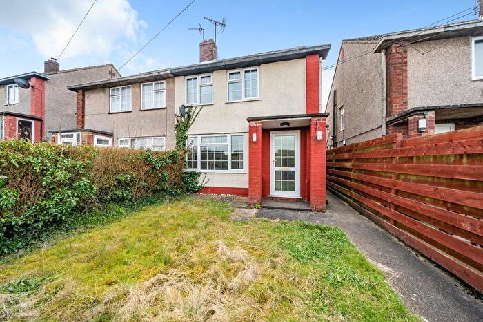 3 Bedroom Semi-Detached House To Rent In Leominster, Herefordshire, HR6