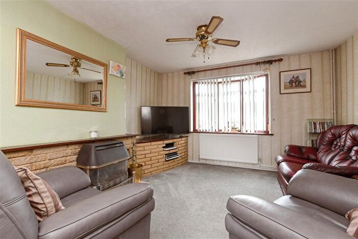 3 Bedroom Terraced House For Sale In Stubs Hill, Dorking, Surrey, RH4