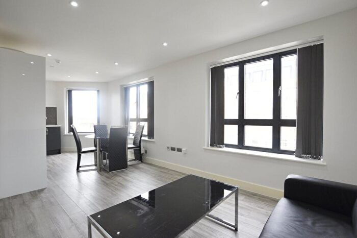 1 Bedroom Flat To Rent In Goodmayes Road, IG3