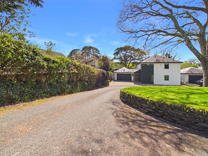 4 Bedroom Detached House For Sale In Whitchurch Road, Tavistock, Devon, PL19