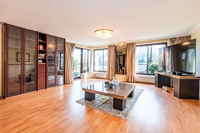 5 Bedroom Town House To Rent In Grosvenor Road, London, SW1V