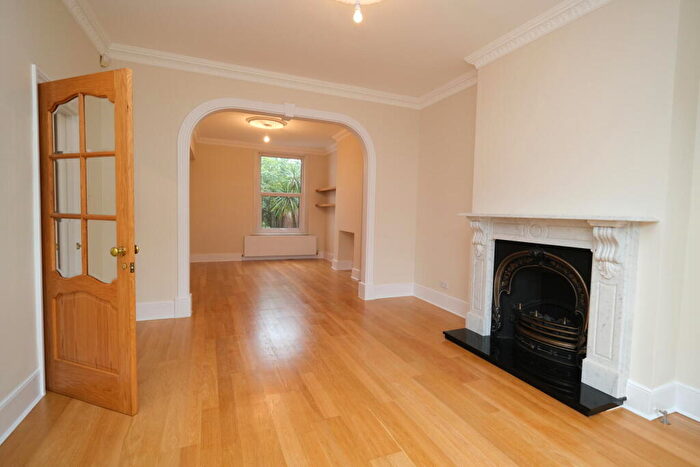 4 Bedroom Terraced House To Rent In Bedford Road, East Finchley, N2