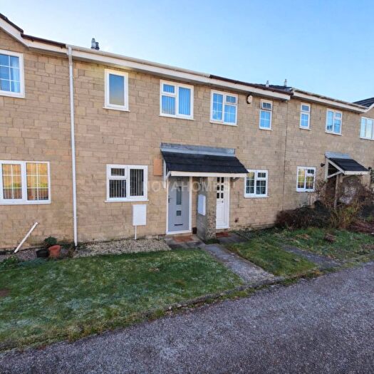 2 Bedroom Terraced House For Sale In Mulberry Close, Plymouth, PL6