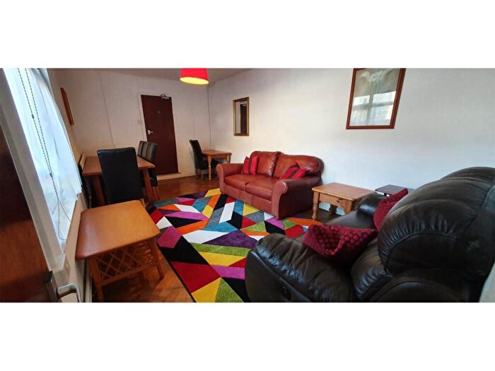 2 Bedroom Flat To Rent In Glynrhondda Street (Flat ), Cathays, Cardiff, CF24