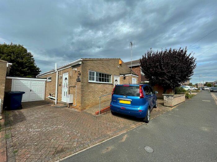 3 Bedroom Detached Bungalow For Sale In Grounds Way, Whittlesey, Peterborough, PE7