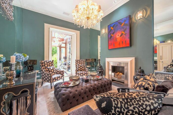 6 Bedroom Property To Rent In Hanover Terrace, Regent's Park, London, NW1