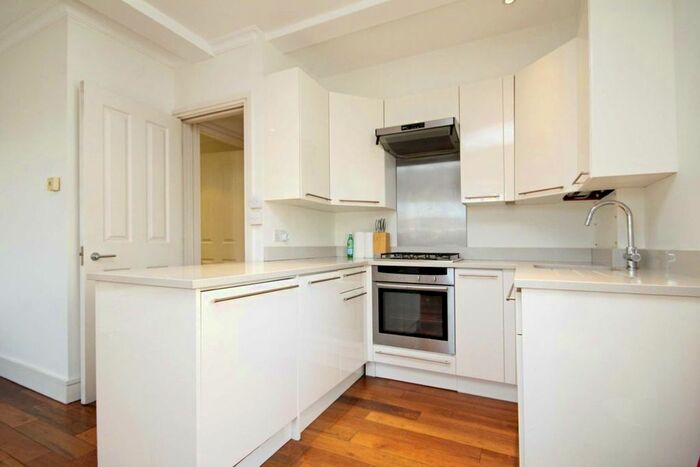 1 Bedroom Flat To Rent In Lanark Road, London, W9