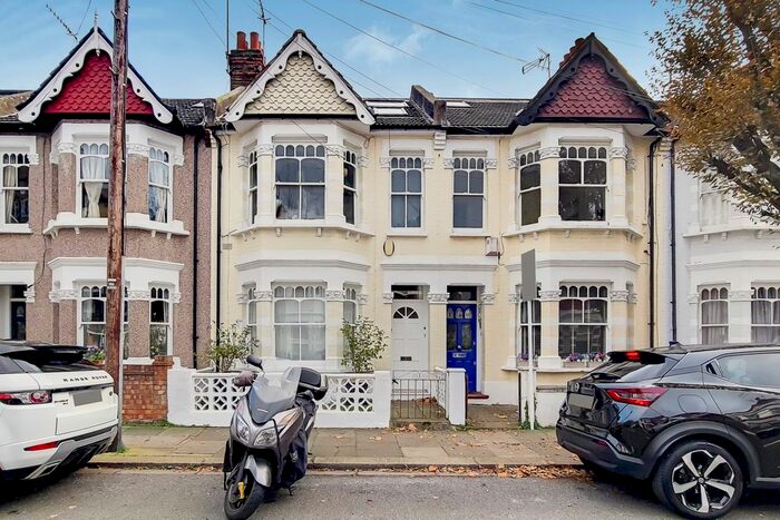 2 Bedroom Flat To Rent In Parfrey Street, Hammersmith, London, W6