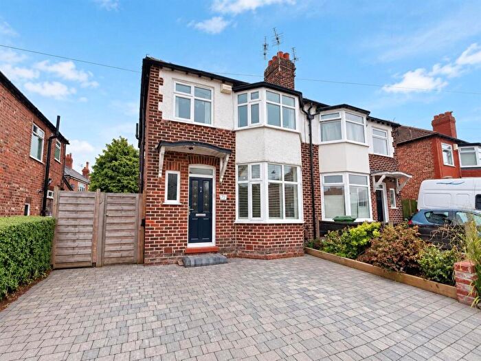 3 Bedroom Semi-Detached House For Sale In Grosvenor Road, Sale, M33