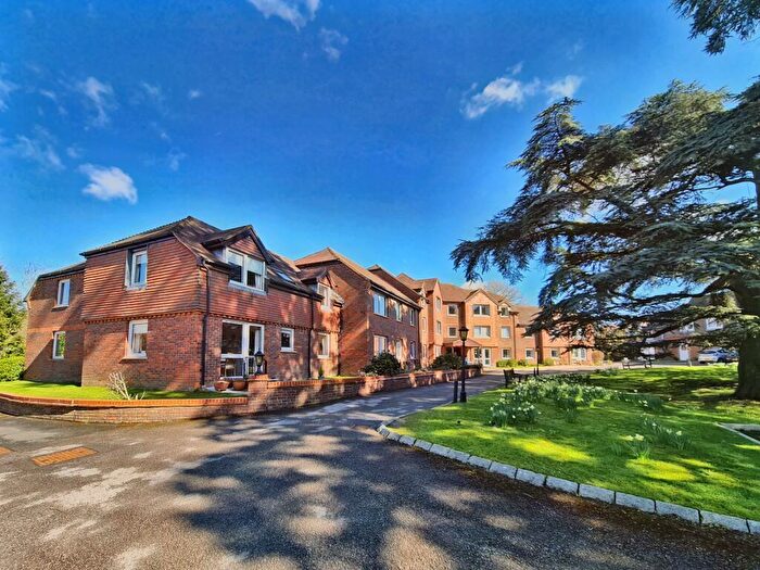 2 Bedroom Retirement Property For Sale In Tanners Lane, Haslemere, Surrey, GU27