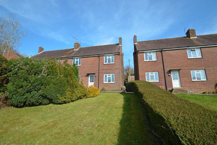 3 Bedroom Semi-Detached House To Rent In Arundel, West Sussex, BN18