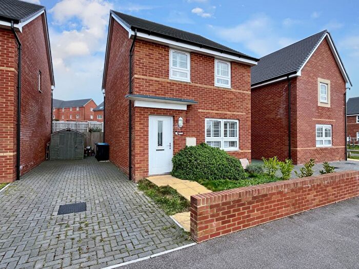 3 Bedroom Detached House For Sale In Samson Road, Poole, BH15
