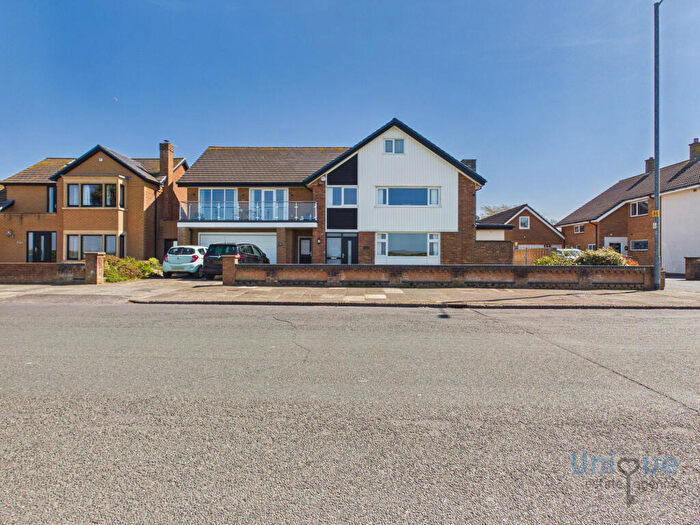 6 Bedroom Detached House For Sale In Princes Way, Fleetwood, FY7