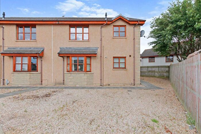 2 Bedroom Flat To Rent In Barmuckity Lane, Elgin, Moray, IV30