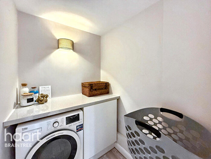 3 Bedroom Detached House For Sale In Marlborough Road, Braintree, CM7