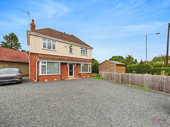 7 Bedroom Property For Sale In Hallow Road, Worcester, WR2