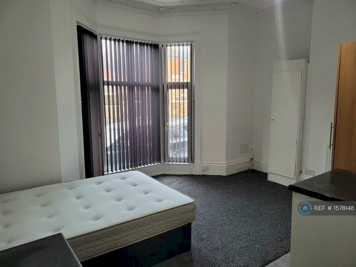 Studio To Rent In Preston New Road, Blackburn, BB2