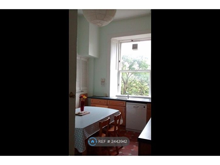 5 Bedroom Flat To Rent In Lauriston Park, Edinburgh, EH3