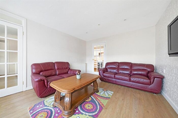 2 Bedroom Semi-Detached Bungalow For Sale In , James Robb Avenue, St. Andrews, KY16