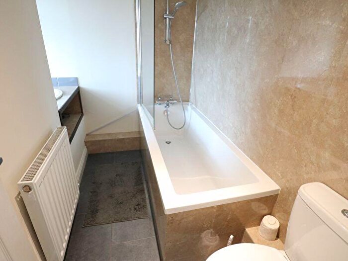3 Bedroom Terraced House For Sale In Somerton Road, Macclesfield, SK11