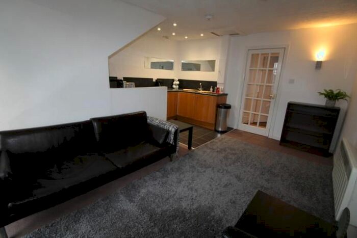 2 Bedroom Flat To Rent In King Street, Flat, Aberdeen, AB24