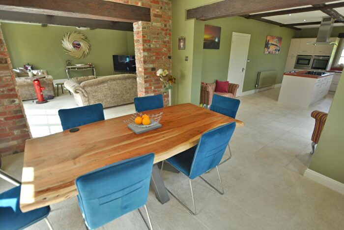 4 Bedroom Detached House For Sale In Moortown Drive, Wimborne, BH21