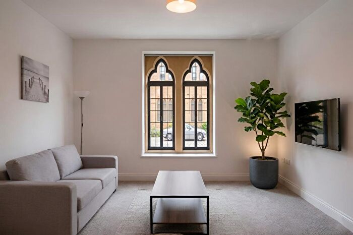 2 Bedroom Flat For Sale In St Marys Place, Leeds, LS9